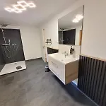 Apartment Das.arnolds | Whirlpool | Pool | Bergblick