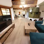 Das.arnolds | Whirlpool | Pool | Bergblick Apartment