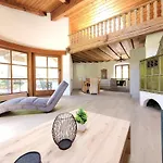 Das.arnolds | Whirlpool | Pool | Bergblick Apartment *