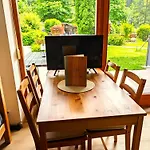 Das.arnolds | Whirlpool | Pool | Bergblick Apartment Berchtesgaden