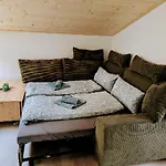 Das.arnolds | Whirlpool | Pool | Bergblick Apartment Berchtesgaden